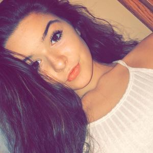 Meet your Posher, Avery